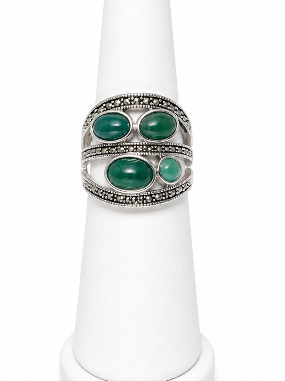 Green cabochon marcasite ring size 7